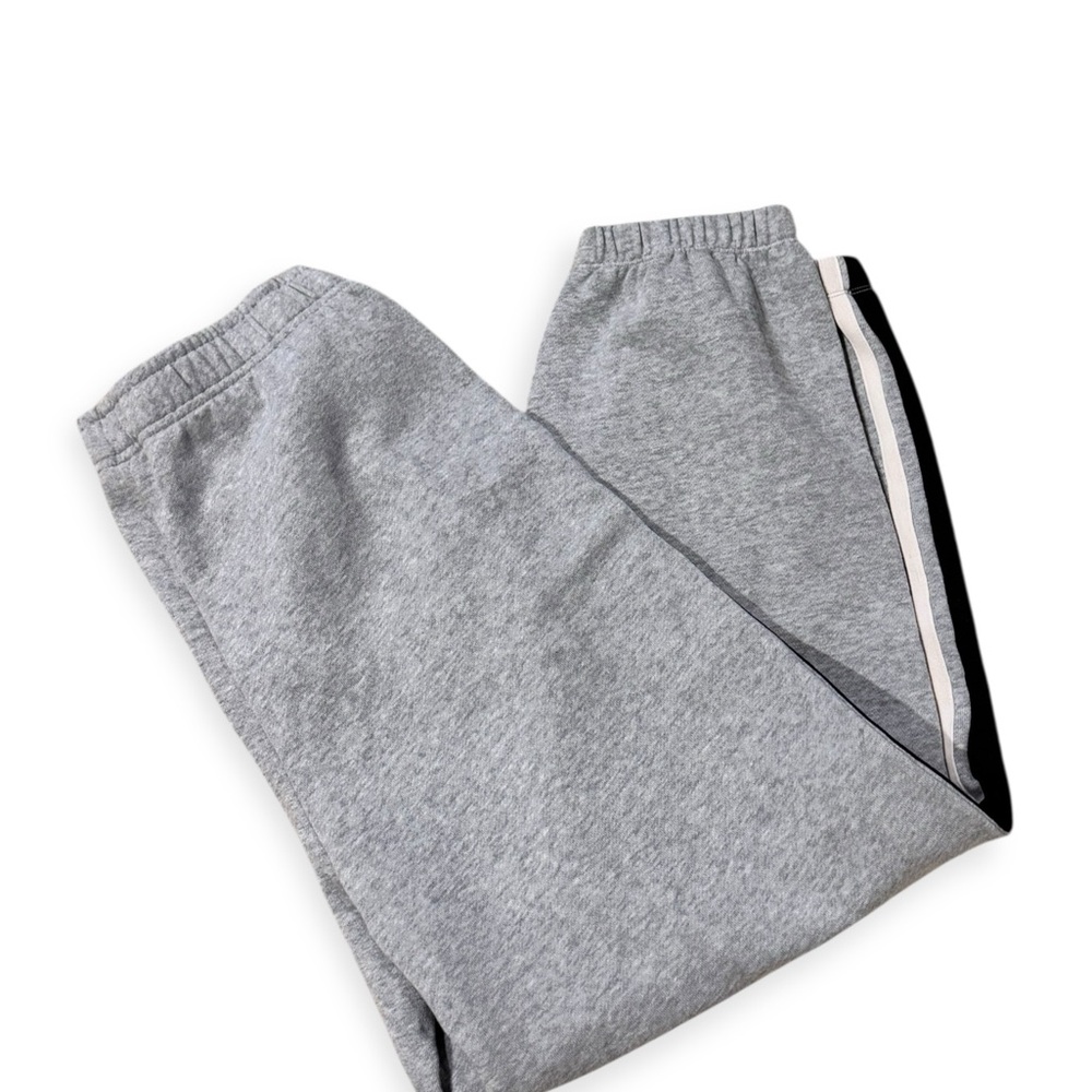 PINK Victoria's Secret Gray Joggers Black and White Stripes - Picture 2 of 11
